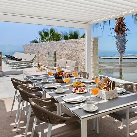 Villa Karat Zambrano