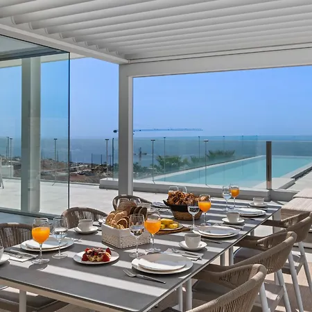 Karat Zambrano Villa Guia de Isora (Tenerife)
